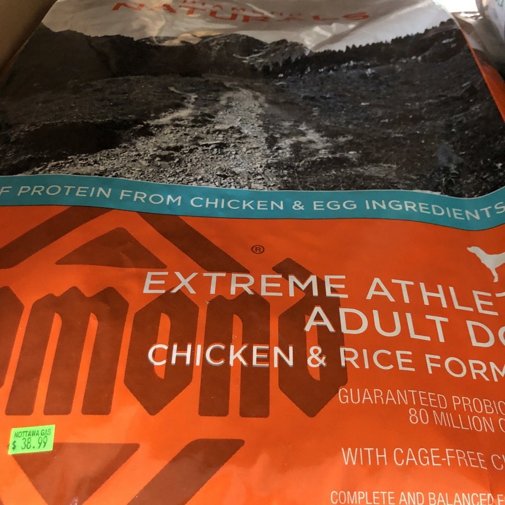 40lb Diamond Naturals Extreme Athlete 32/25 Dog Food